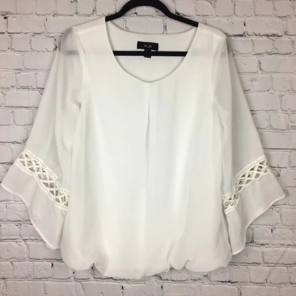 AGB White Sheer Boho Flowy Long Bell Sleeve Blouse Medium